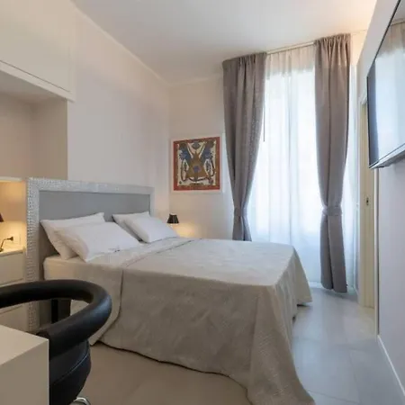 Apartment Stylish Four Bedrooms - Center