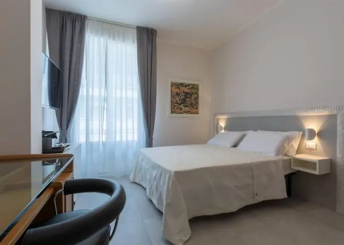 Stylish Four Bedrooms - Center Appartement Florence