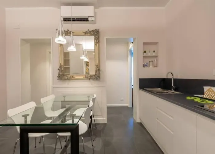 Appartement Stylish Four Bedrooms - Center