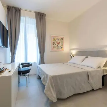 Apartman Stylish Four Bedrooms - Center